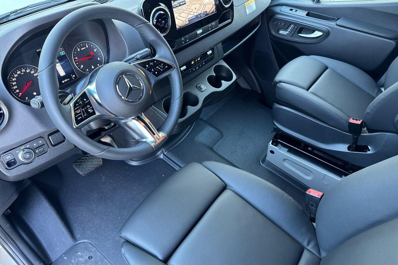 New 2026 Mercedes-Benz Sprinter 2500 Cargo 144 WBImage 7