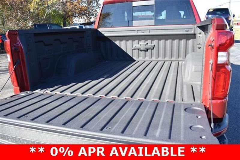 Used 2025 Chevrolet Silverado 1500 RSTImage 19