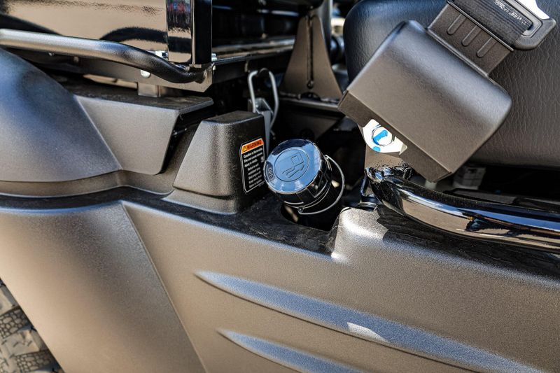 NEW 2026 KAWASAKI MULE SX 4X4 XC LE Image 11