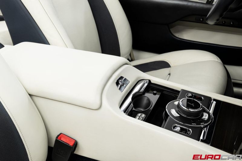 Used 2019 Rolls-Royce Dawn *FACTORY TWO-TONE * IMMACULATE CONDITION*Image 31