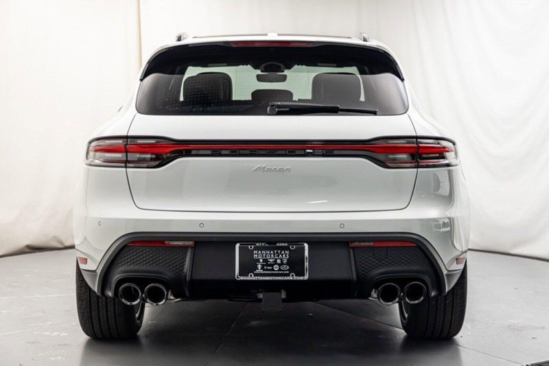 2024 Porsche Macan Image 4