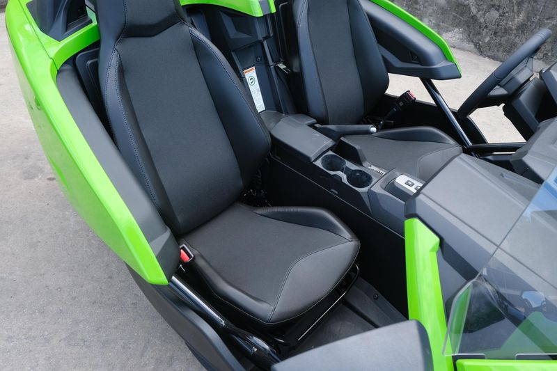 NEW 2025 POLARIS SLINGSHOT SL AUTODRIVE Image 22