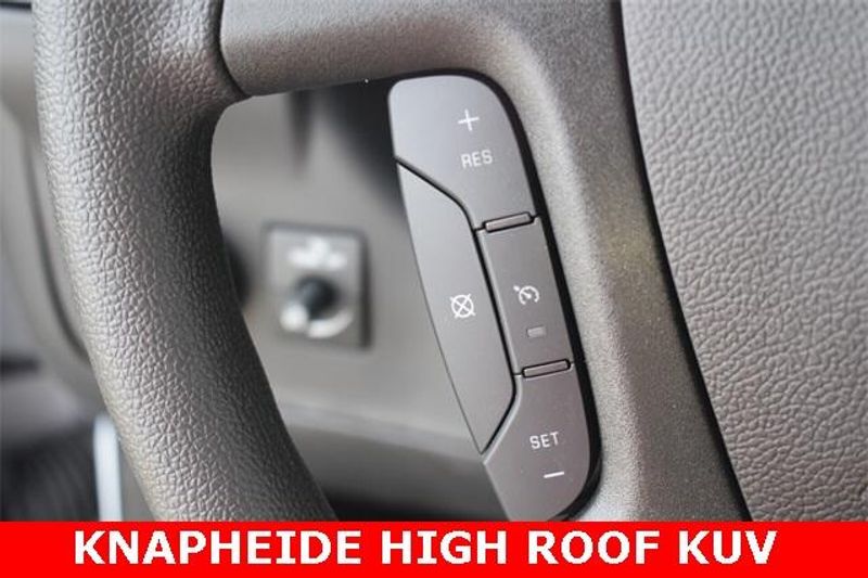 New 2025 Chevrolet Express 3500 Work VanImage 22