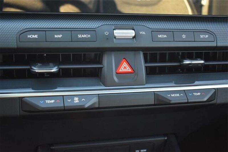 2025 Kia K4 GT-LineImage 29