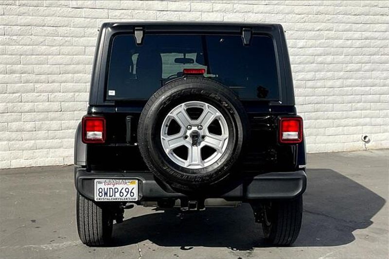2021 Jeep Wrangler Unlimited Sport SImage 3