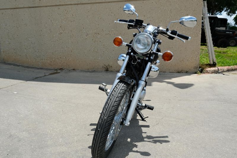 2025 Yamaha V STAR 250 RAVEN Image 21