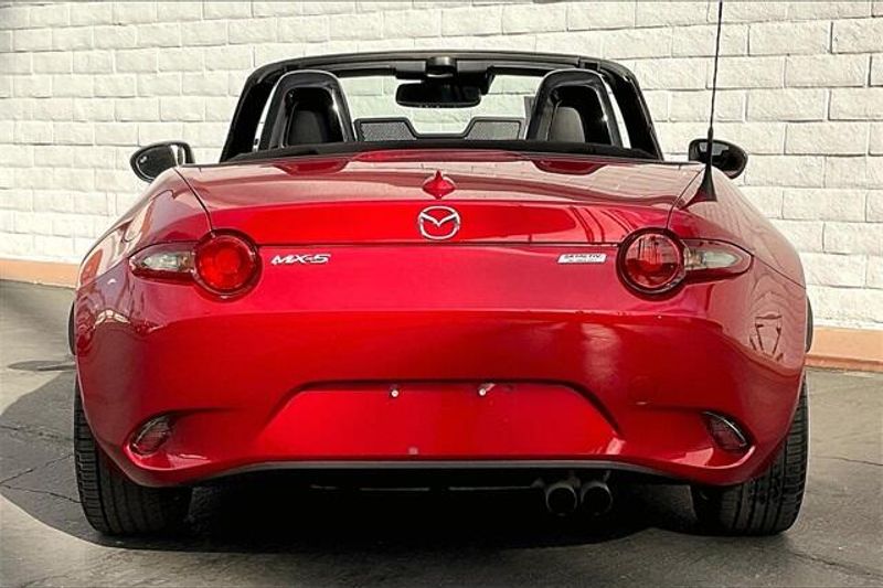 2016 Mazda MX-5 Miata Grand TouringImage 3