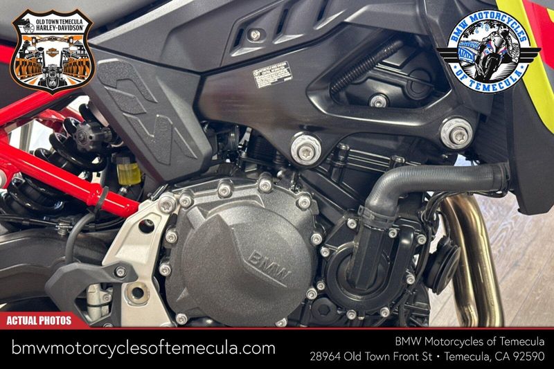 2025 BMW F 900 GSImage 11