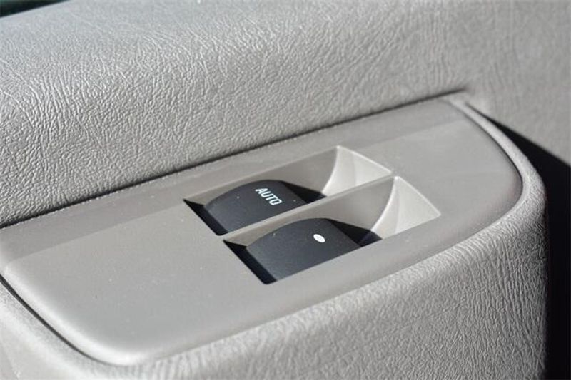 New 2025 Chevrolet Express 3500 Work VanImage 22