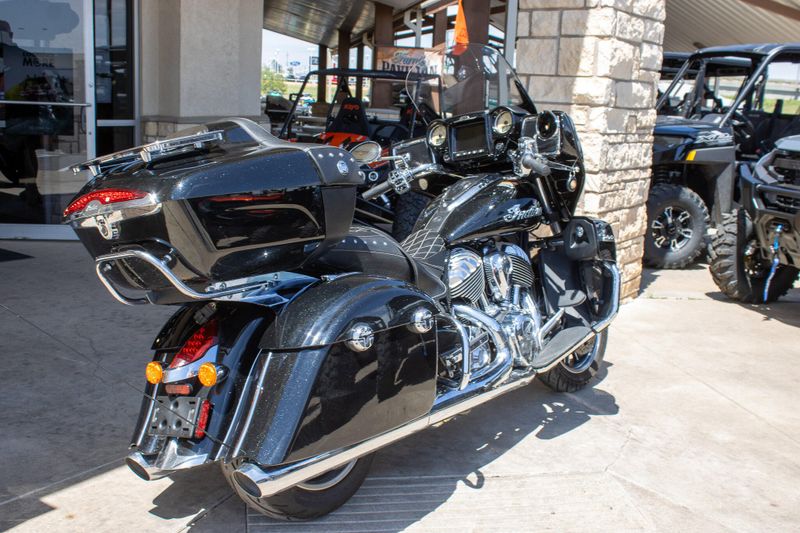 USED 2021 INDIAN MOTORCYCLE ROADMASTER Image 8