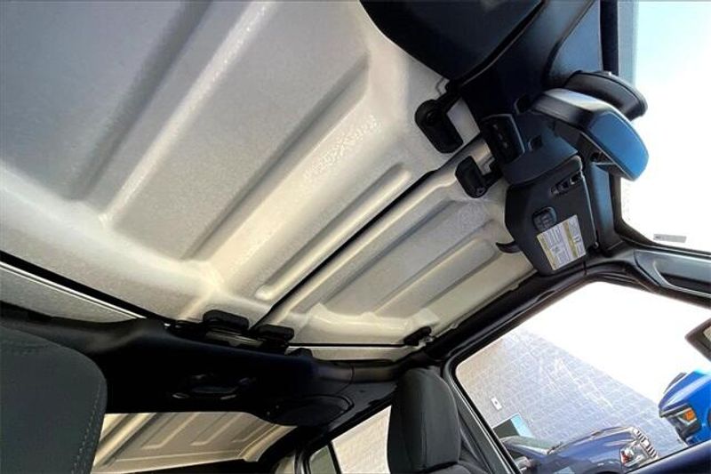 Used 2021 Jeep Gladiator WillysImage 29