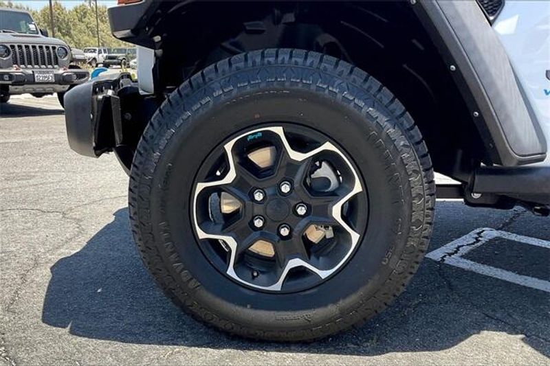 Used 2022 Jeep Wrangler 4xE Unlimited Rubicon 4xeImage 8