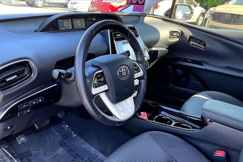 Used 2018 Toyota Prius FourImage 9