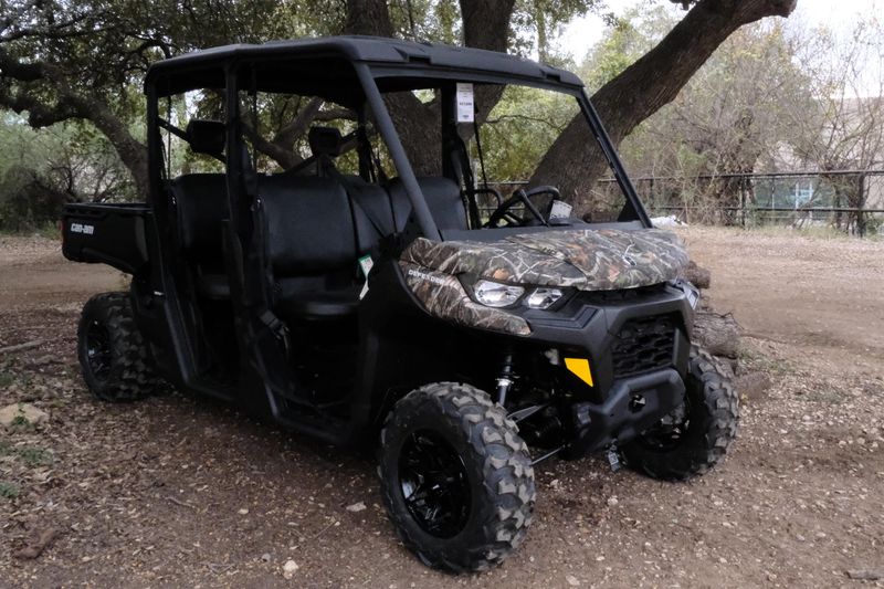 2025 Can-Am DEFENDER MAX DPS HD7 WILDLAND CAMOImage 23