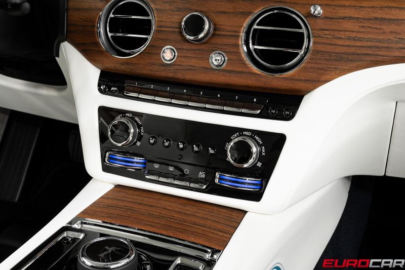 Used 2024 Rolls-Royce Spectre *LAUNCH PACKAGE * BESPOKE INTERIOR*Image 26