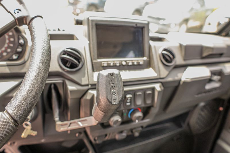 USED 2025 POLARIS RANGER CREW XP 1000 NORTHSTAR TEXAS EDITION Image 3