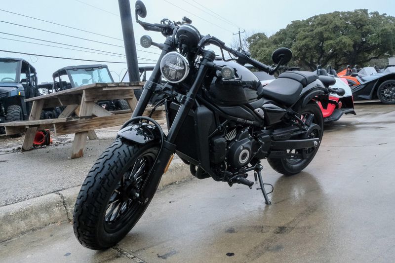 2025 CFMOTO 450CLC  NEBULA BLACKImage 5