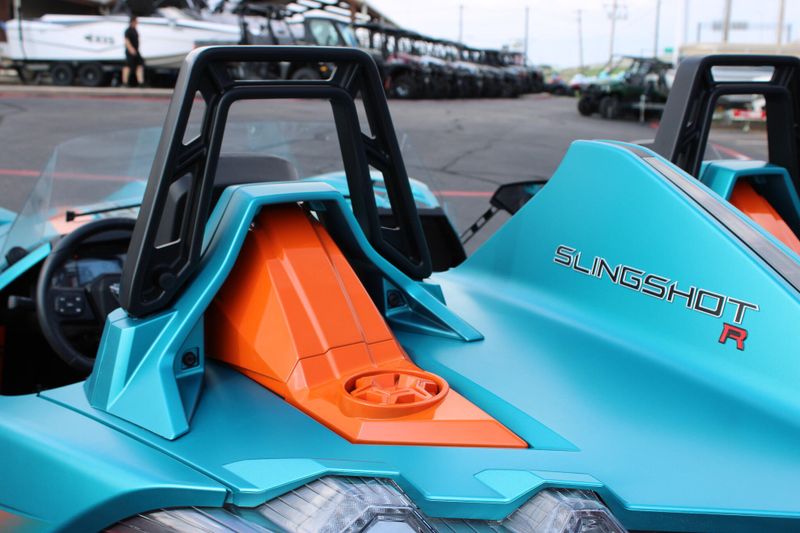 Used 2023 Polaris SLINGSHOT R MANUAL Image 14