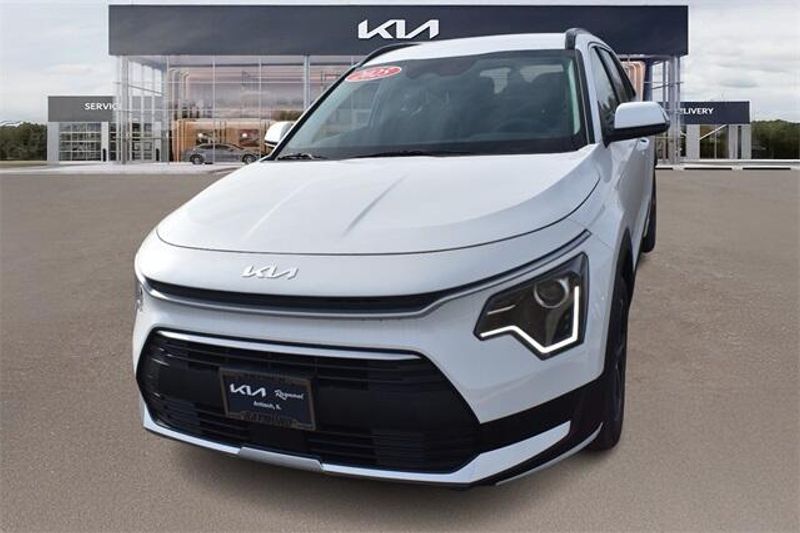 2025 Kia Niro EXImage 7