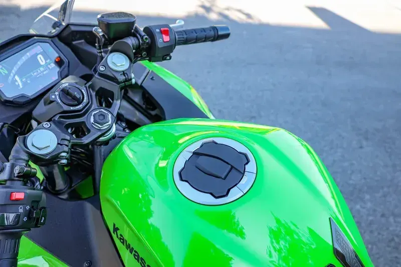 NEW 2026 KAWASAKI NINJA 500 SE ABS Image 3