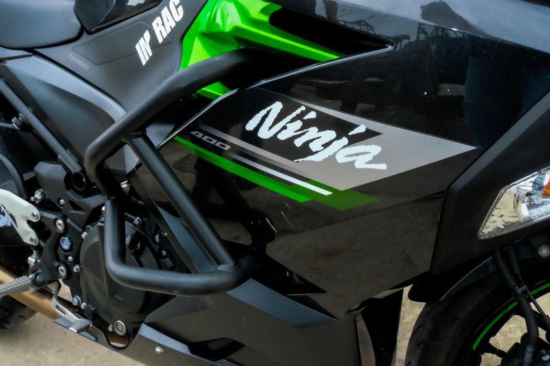 2023 Kawasaki NINJA 400 ABS GRAYImage 3