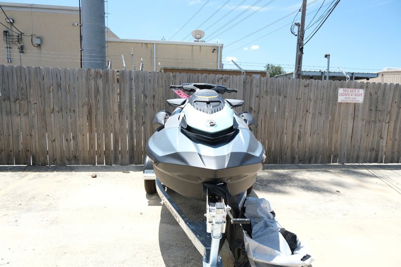 2023 SEADOO GTI SE 130 BRP PREMIUM AUDIO IDF IBR ICE METAL AND NEO MINT Image 6