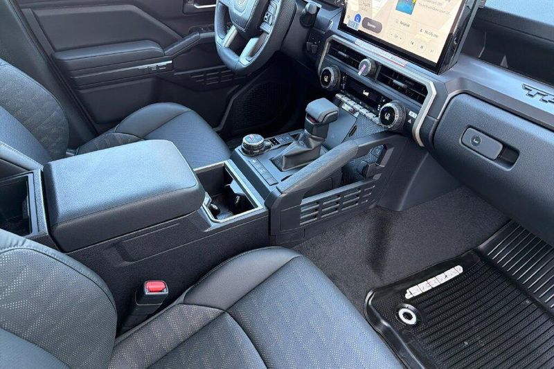 New 2026 Toyota Tacoma TRD Off-RoadImage 16