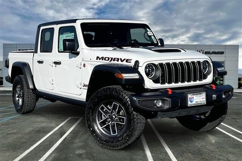 2025 Jeep Gladiator Mojave 4x4Image 14