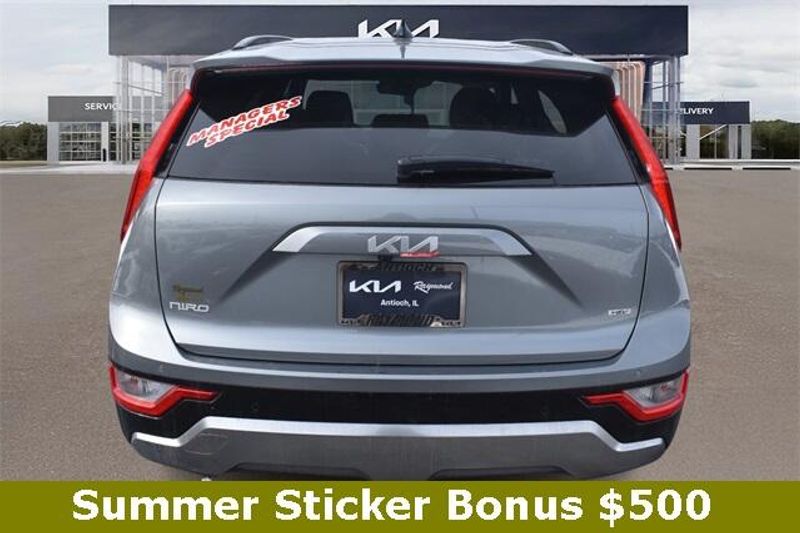 2025 Kia Niro EX TouringImage 4