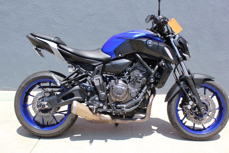 2020 Yamaha MT 07 Image 2