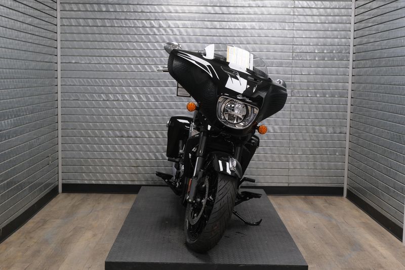 NEW 2025 INDIAN MOTORCYCLE CHIEFTAIN POWERPLUS Image 8