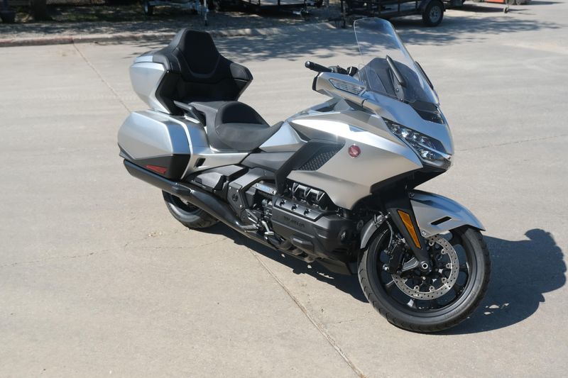NEW 2025 HONDA GOLD WING TOUR DCT  in a LIGHT SILVER METALLIC exterior color. Family PowerSports (877) 886-1997 familypowersports.com 