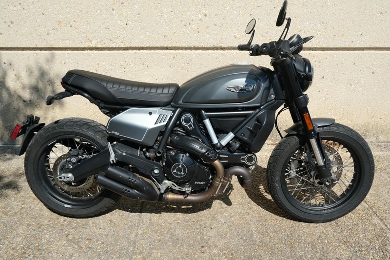 USED 2023 DUCATI SCRAMBLER Image 2