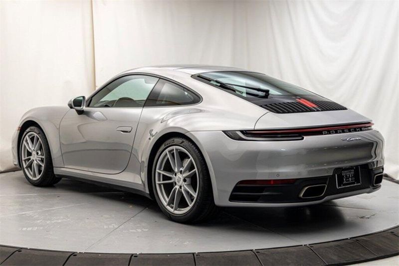 2021 Porsche 911 CarreraImage 3