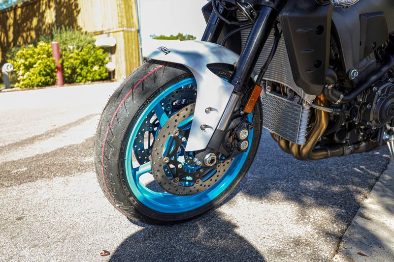 NEW 2025 YAMAHA MT10 Image 2