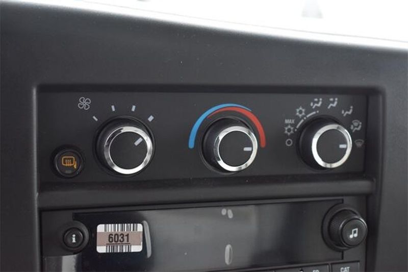 New 2025 Chevrolet Express 3500 Work VanImage 20