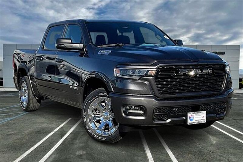 2025 RAM 1500 Big Horn Crew Cab 4x4 5