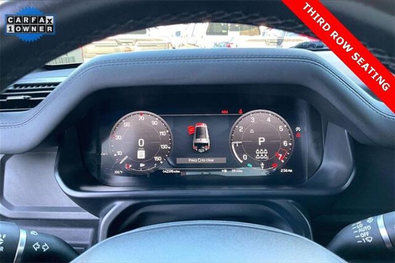 Used 2024 Land Rover Defender X-Dynamic SEImage 20