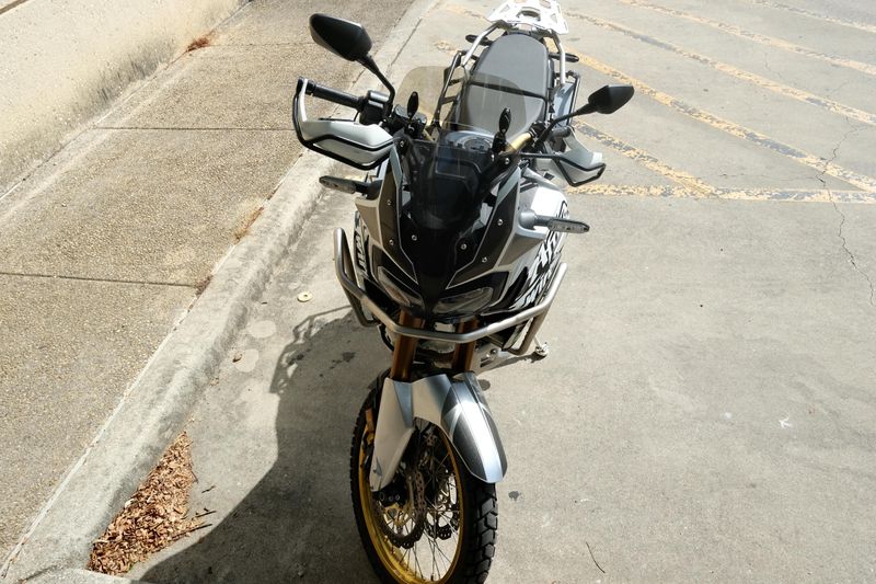 USED 2019 HONDA AFRICA TWIN ADV SPORT Image 8