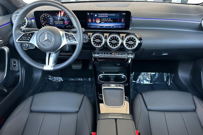 Used 2025 Mercedes-Benz CLA 250Image 15