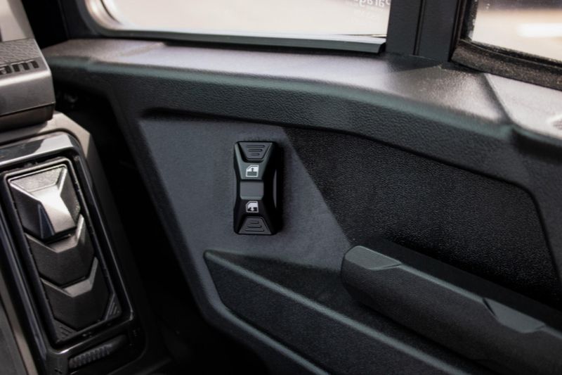 NEW 2026 CAN-AM DEFENDER MAX LONE STAR CAB HD11 Image 42