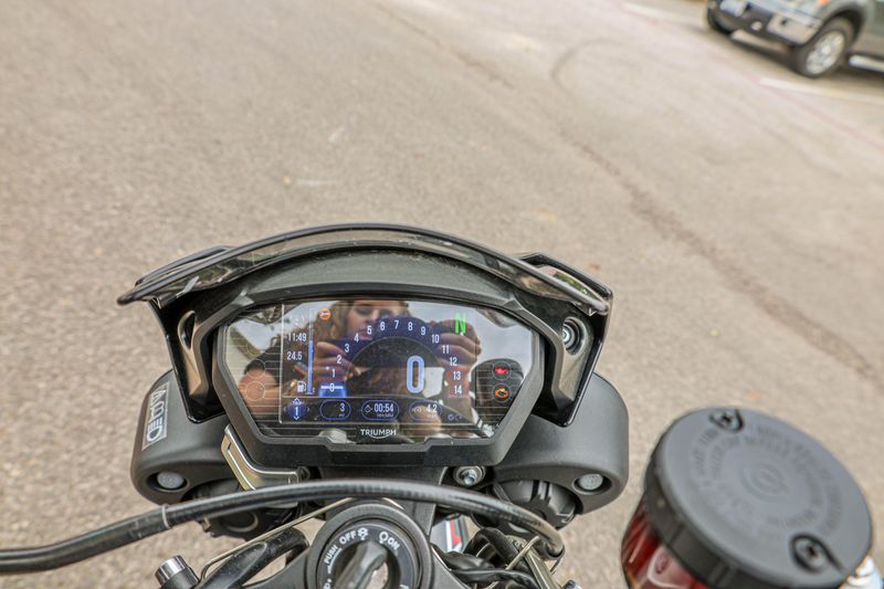 USED 2018 TRIUMPH STREET TRIPLE R Image 18