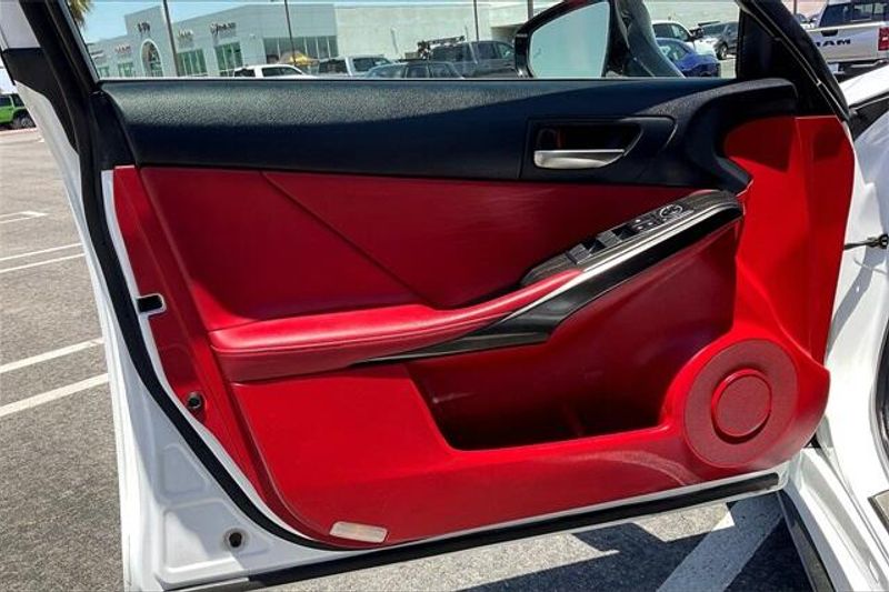 2021 Lexus IS 350 F SPORTImage 22