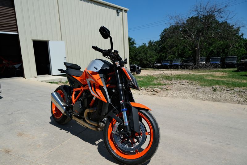 2023 KTM 1290 SUPER DUKE R EVOImage 3