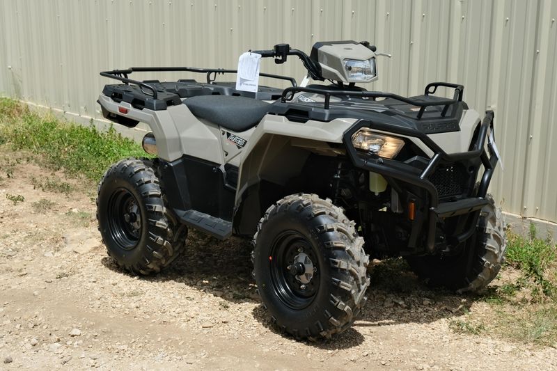 2025 Polaris SPORTSMAN 570 EPS DESERT SAND Image 1