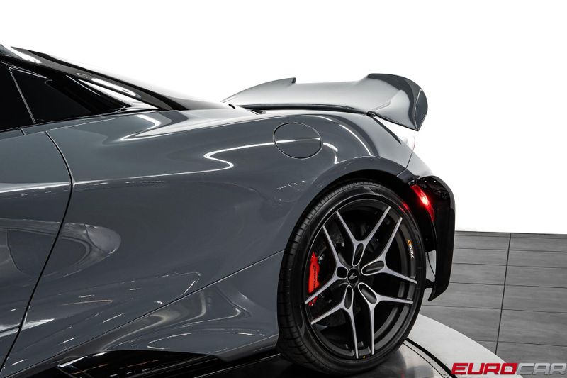 2022 McLaren 765LT *HUGE CARBON INTERIOR OPTIONS * FRONT PPF*Image 21