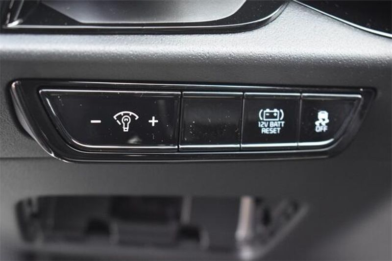 2025 Kia Niro EXImage 22