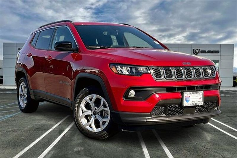 2025 Jeep Compass Latitude 4x4Image 14