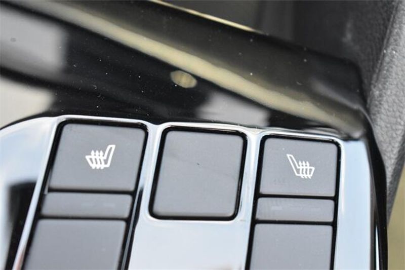 2025 Kia Sportage EXImage 27