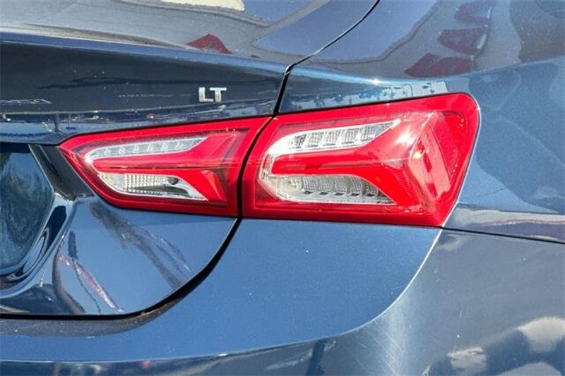 Used 2022 Chevrolet Malibu LTImage 23